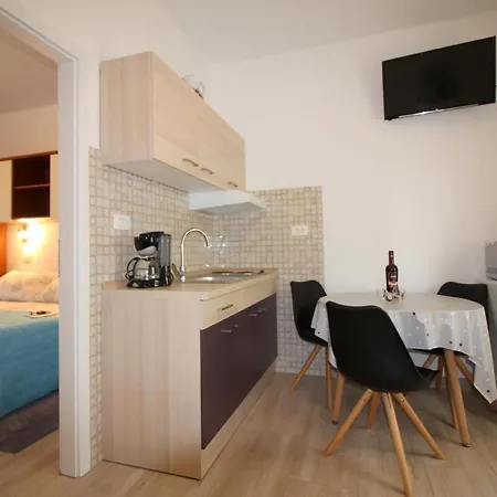 Zentrale, Strandnahe Noemi * Porec